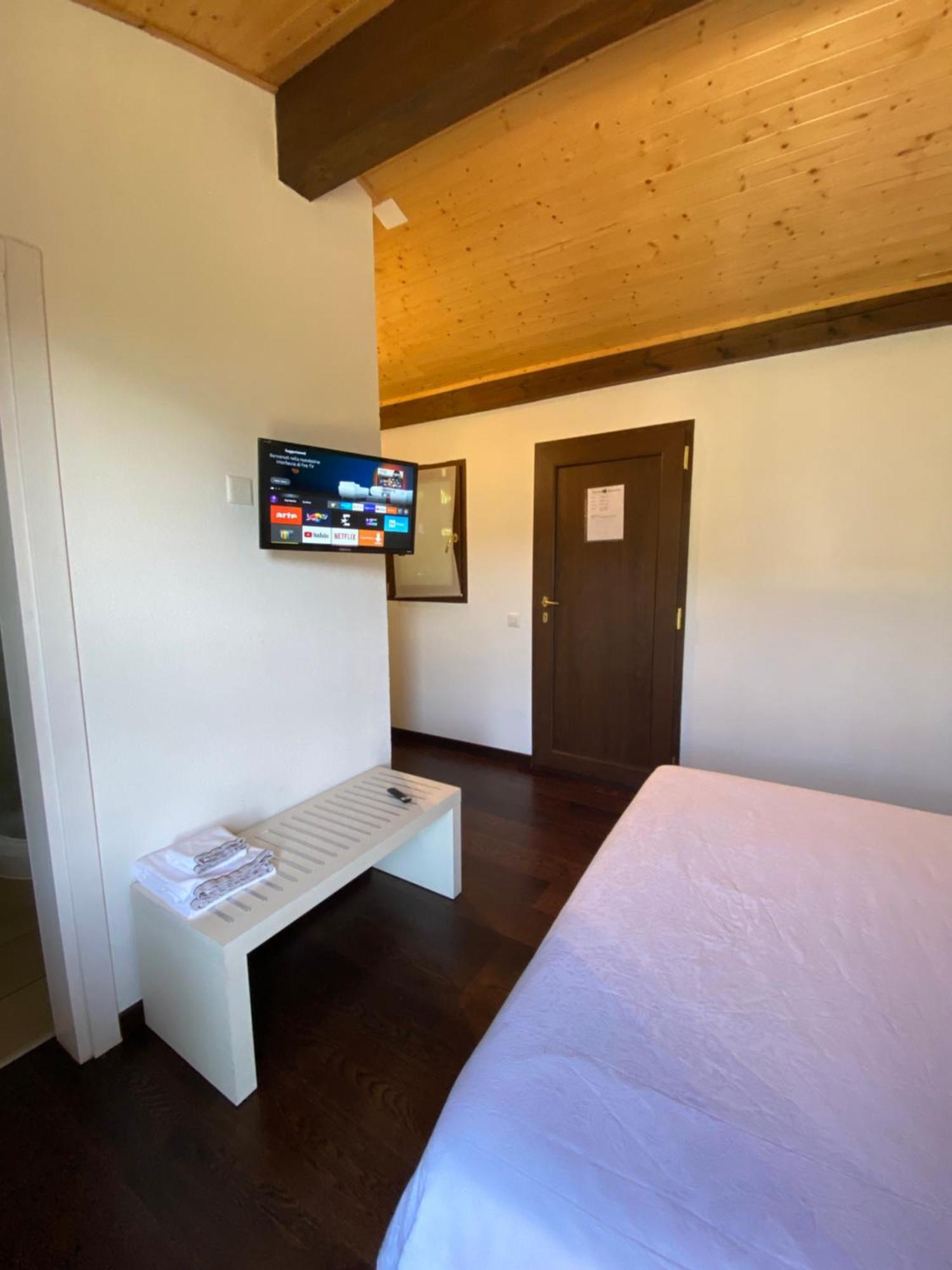 Viva Bacco Bed and Breakfast Gambarogno Εξωτερικό φωτογραφία